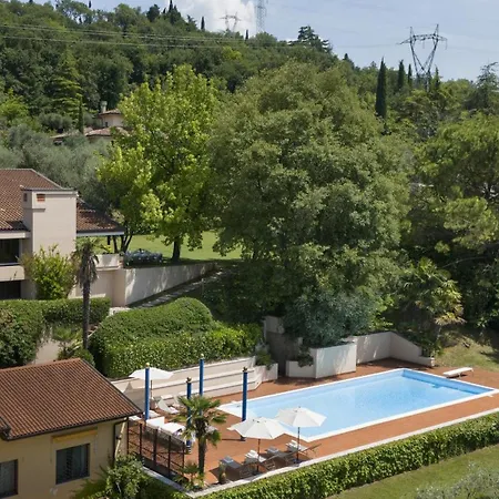 Italiana With Private Pool