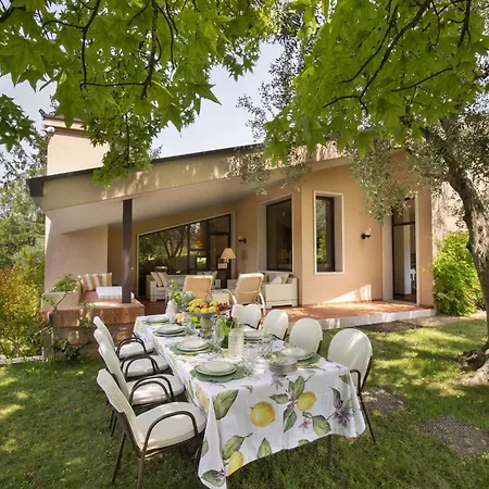 Villa Italiana With Private Pool